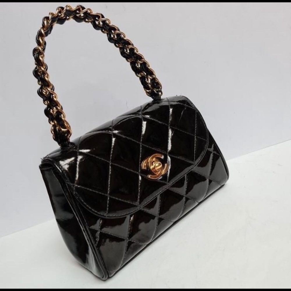 🛑SOLD🛑 VERY RARE VINTAGE CHANEL MINI BAG WITH TOP HANDLE